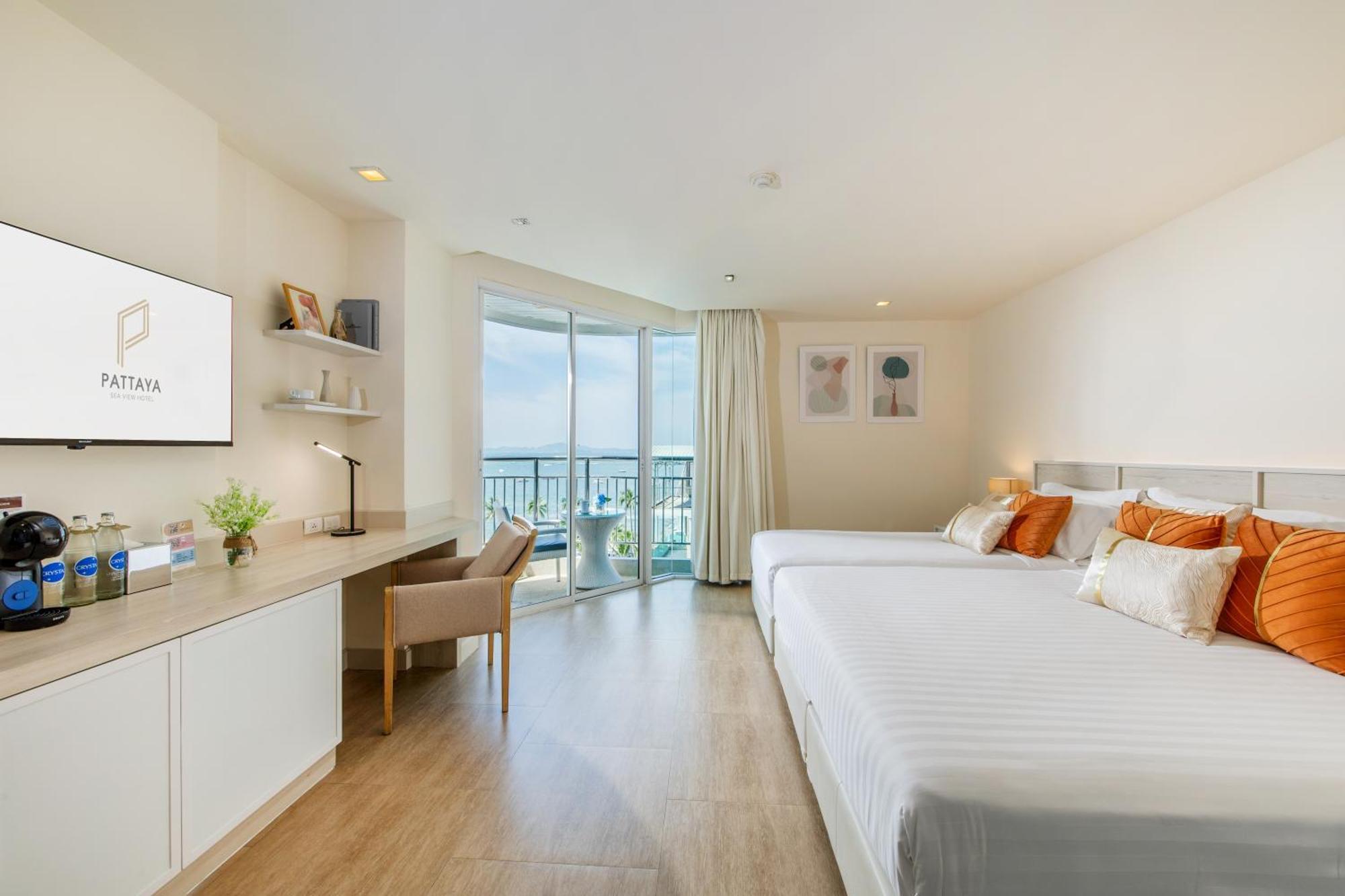 Pattaya Sea View Hotel - Sha Extra Plus Rum bild